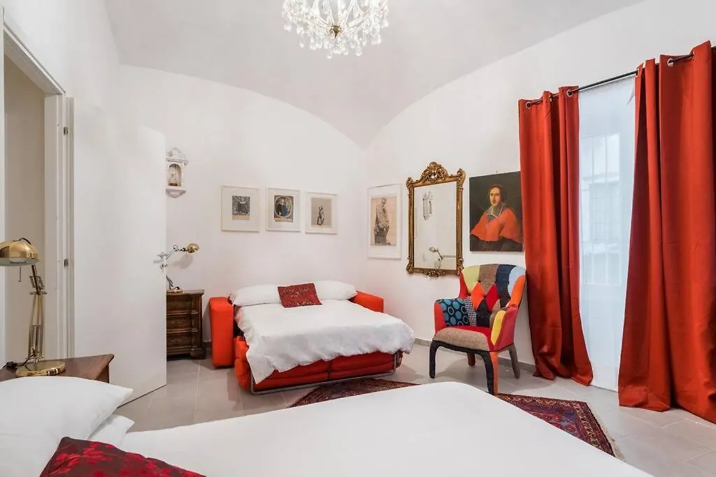 House Of Cardinals Apartment Rome