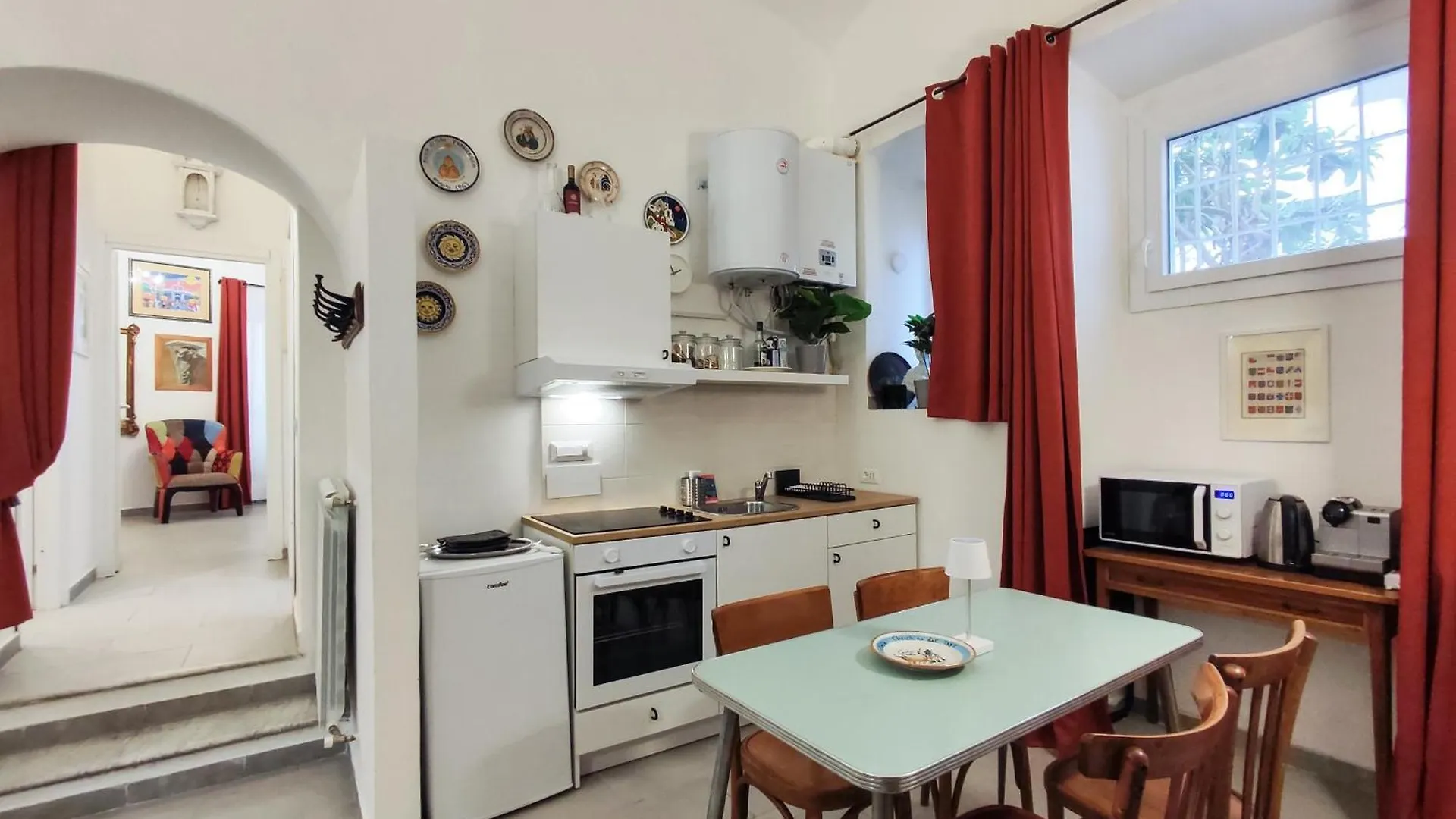 House Of Cardinals Apartment Rome